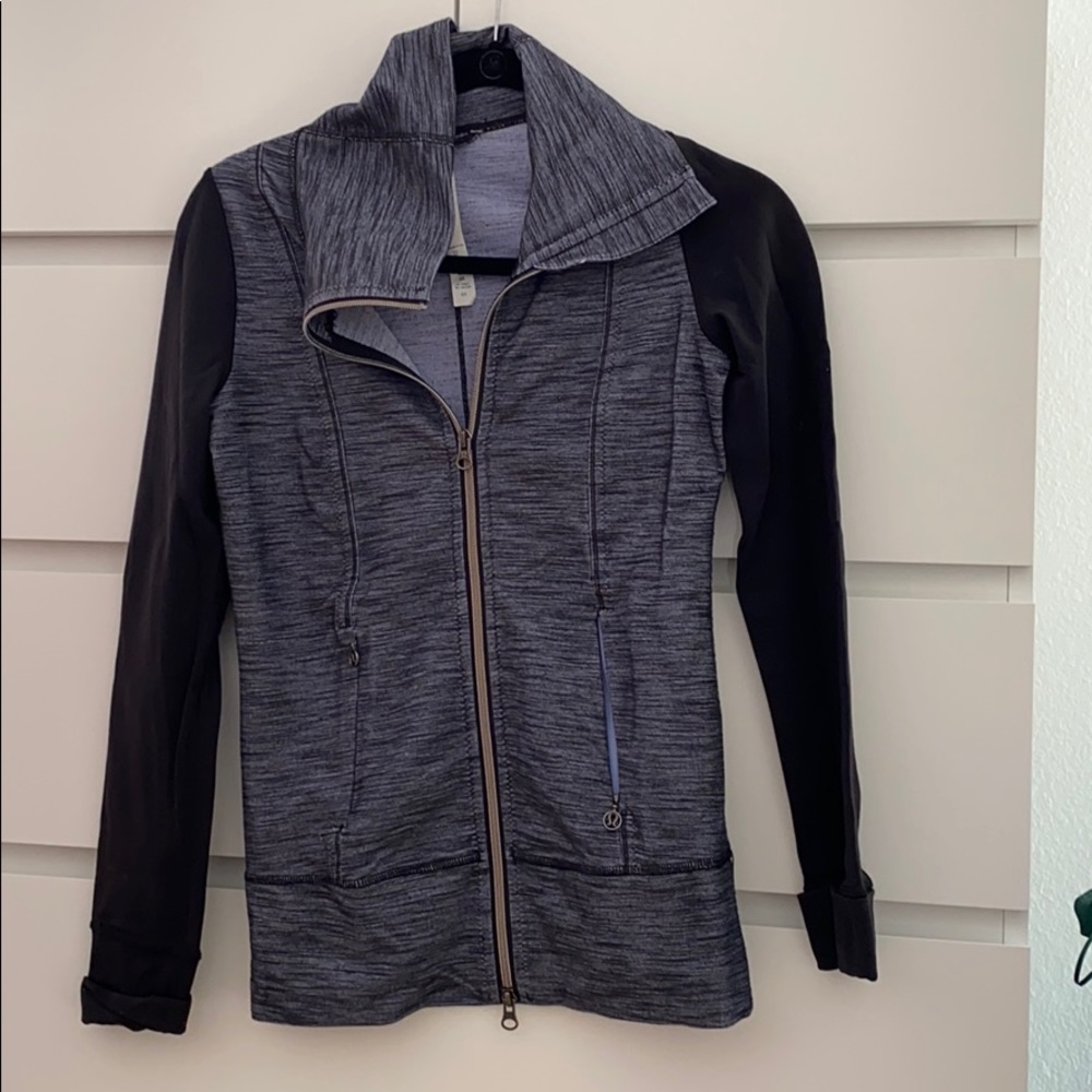Lululemon denim and black looking jacket size 2
